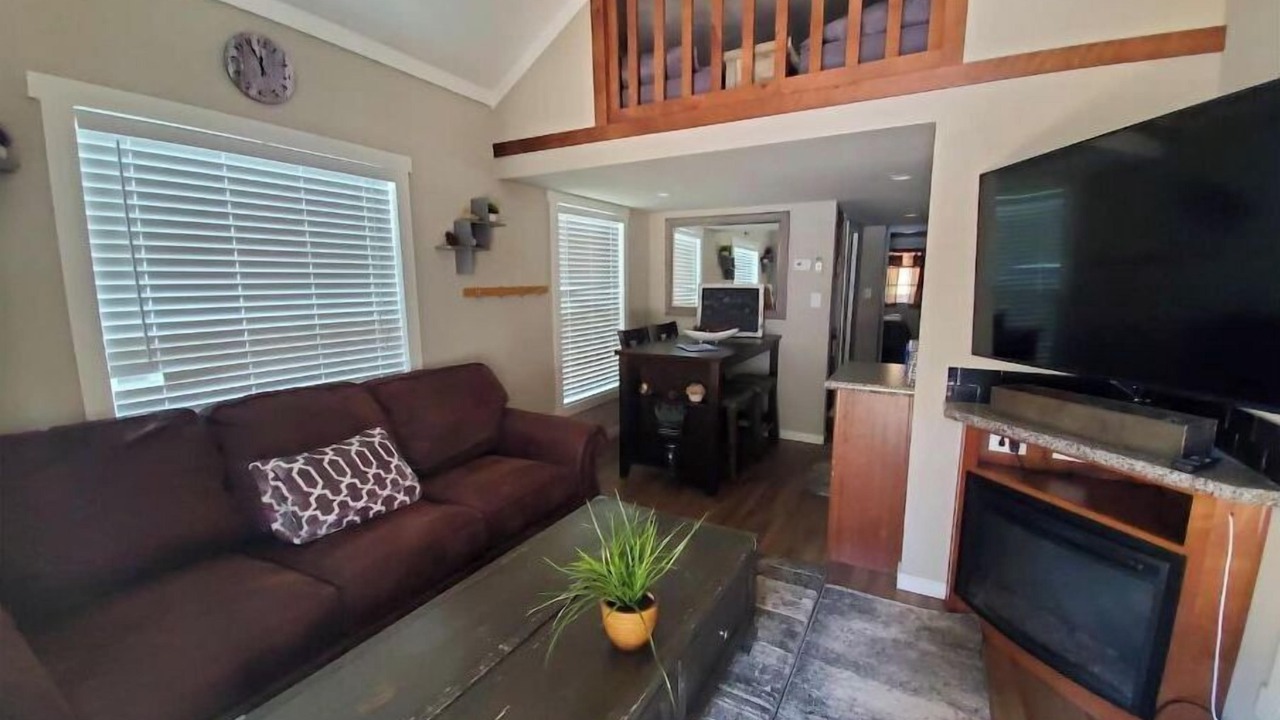 Photo of Livingroom in Woodland Park