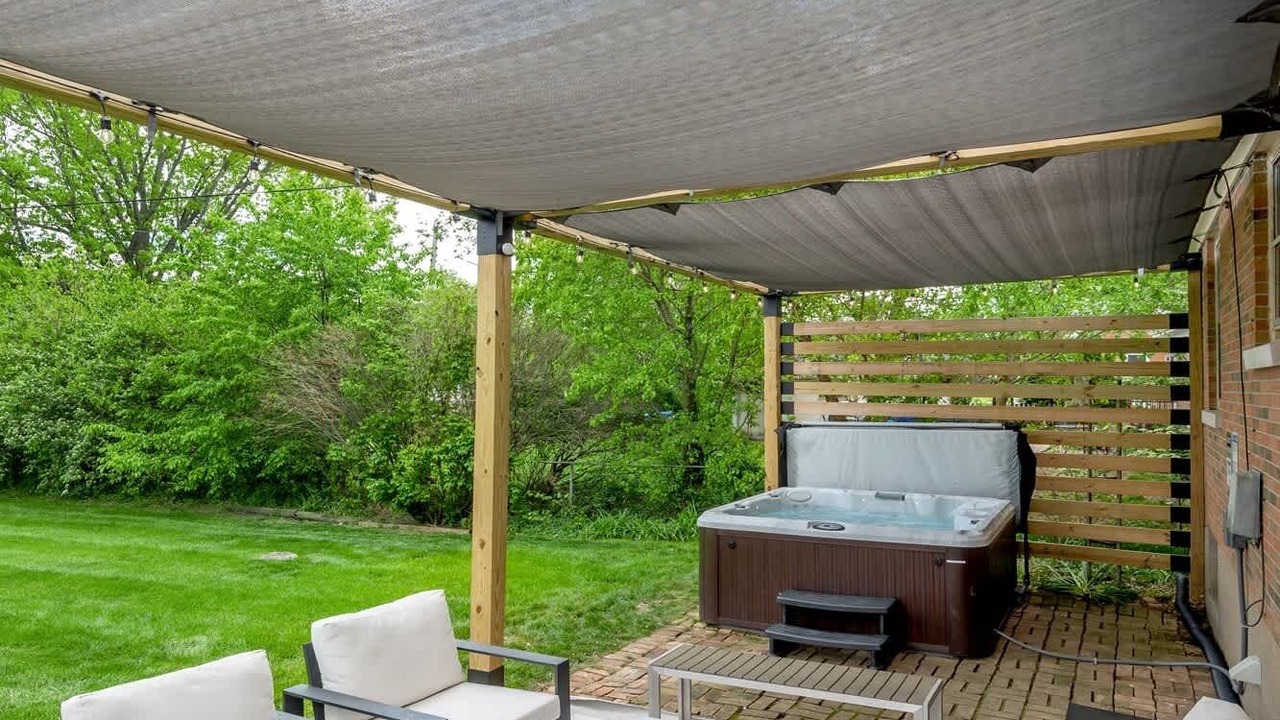 Photo of Outdoor in Lexington