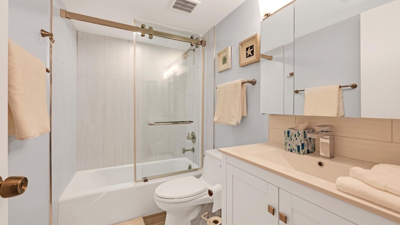 Photo of Bathroom in Moorings