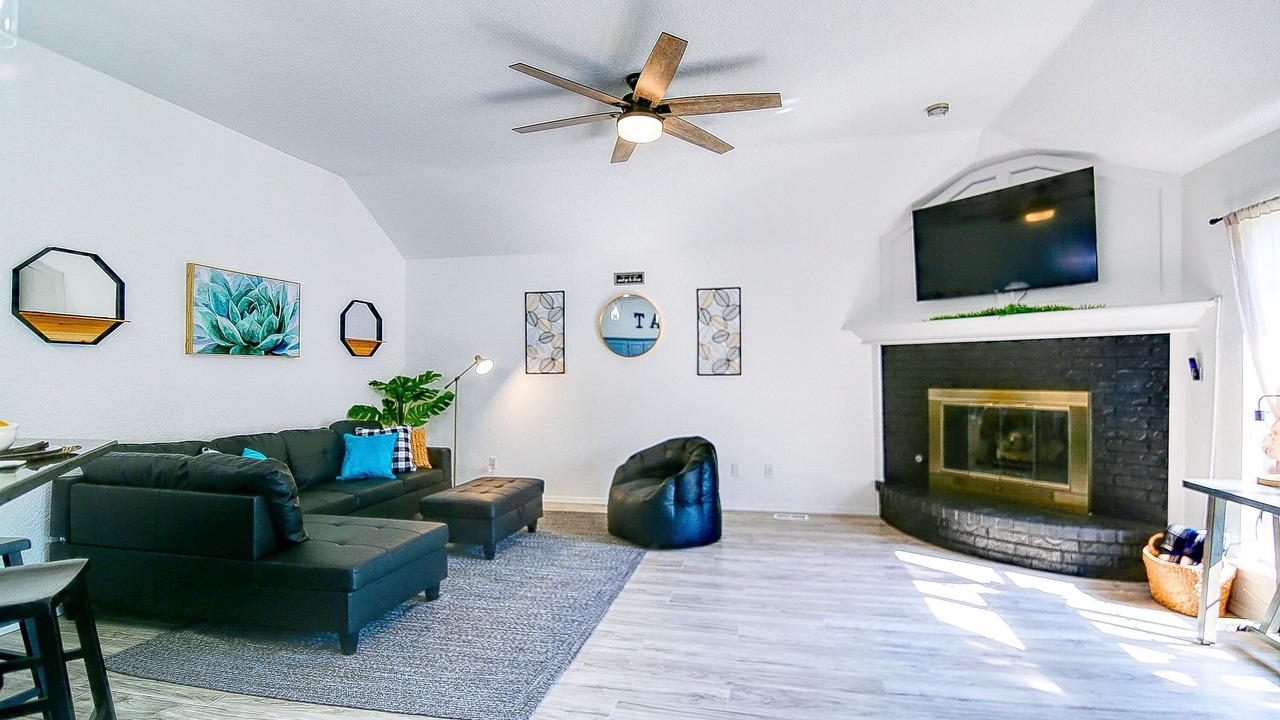 Photo of Livingroom in Oklahoma City