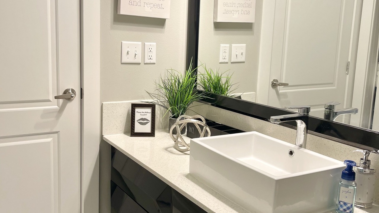 Photo of Bathroom in Highlands - Perkins