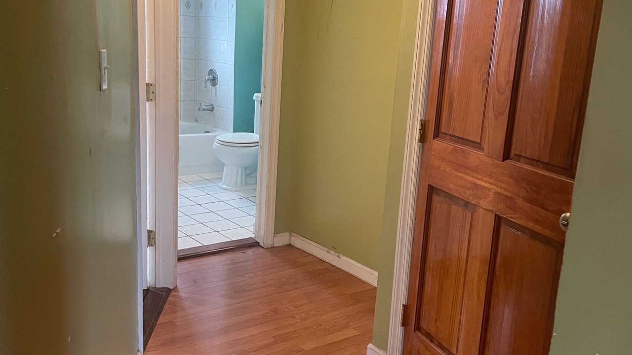 Photo of Bathroom in Canarsie