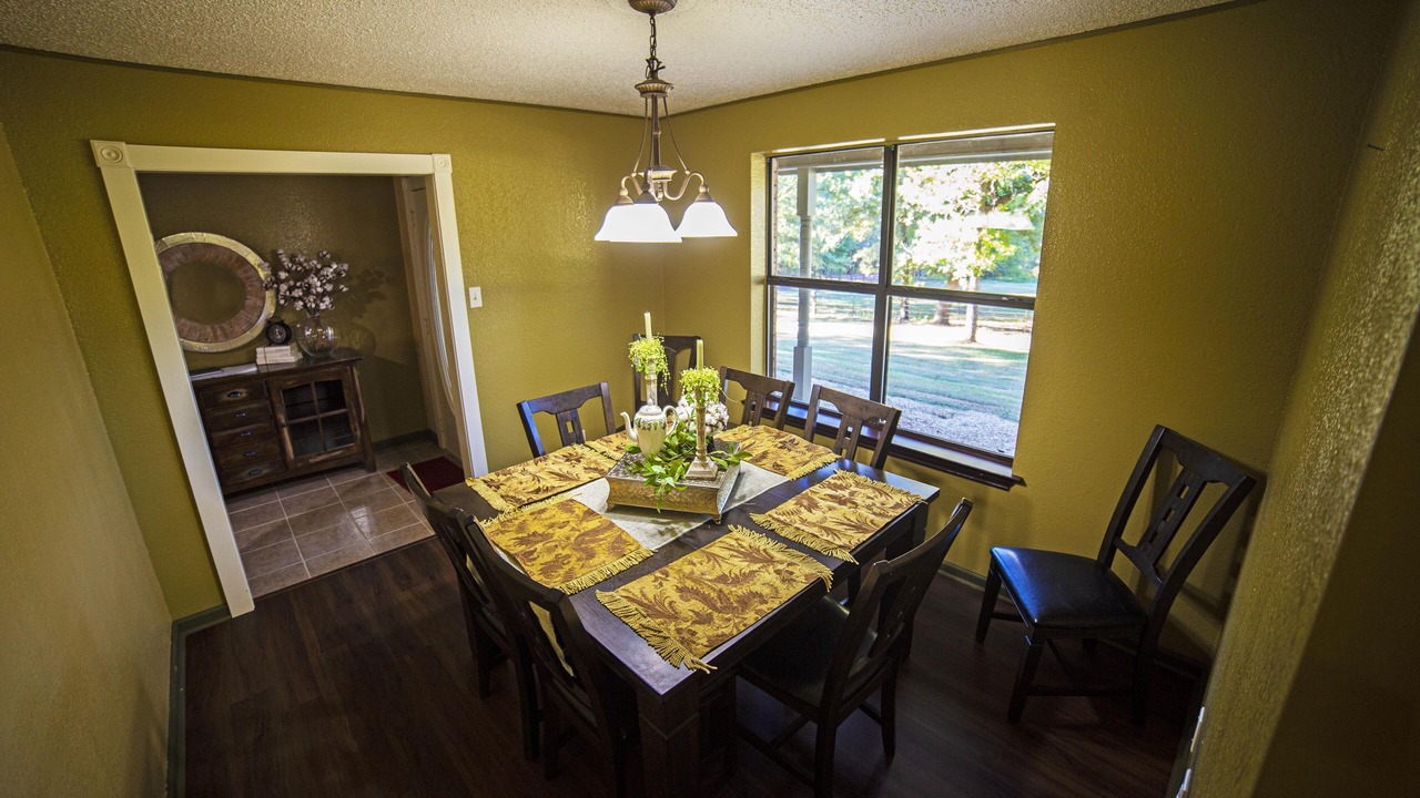 Photo of Bedroom in Lindale
