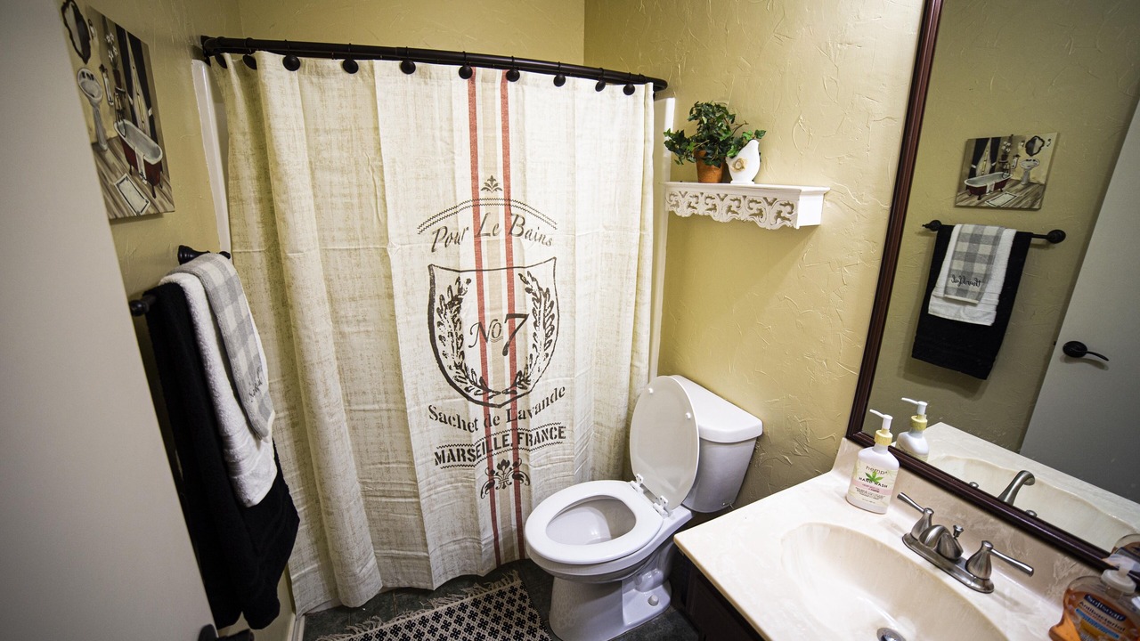Photo of Bathroom in Lindale