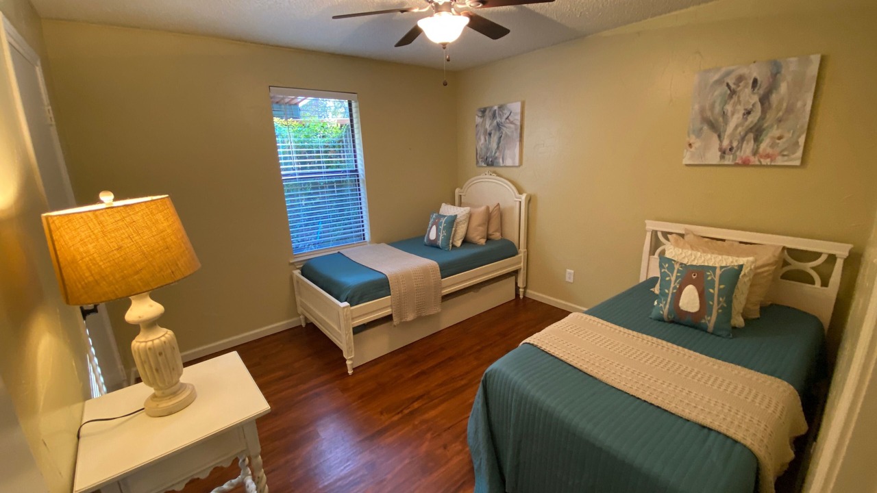 Photo of Bedroom in Lindale