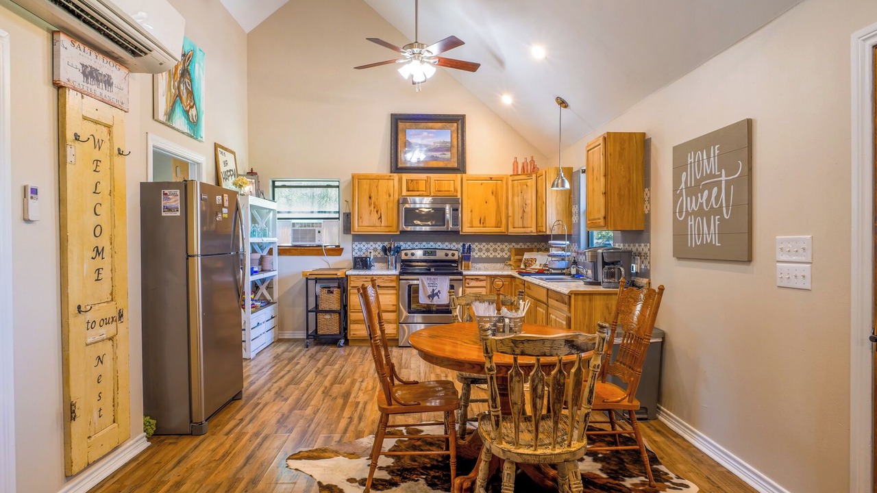 Photo of Kitchen in Round Mountain