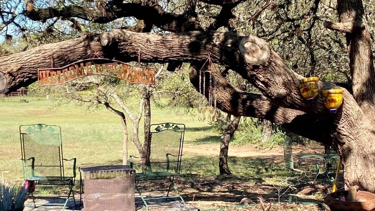 Photo of Outdoor in Round Mountain