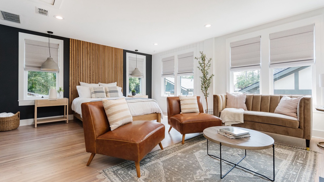 Photo of Others in Avondale