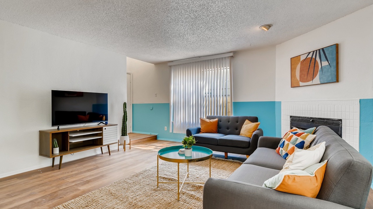 Photo of Livingroom in Franklin Park