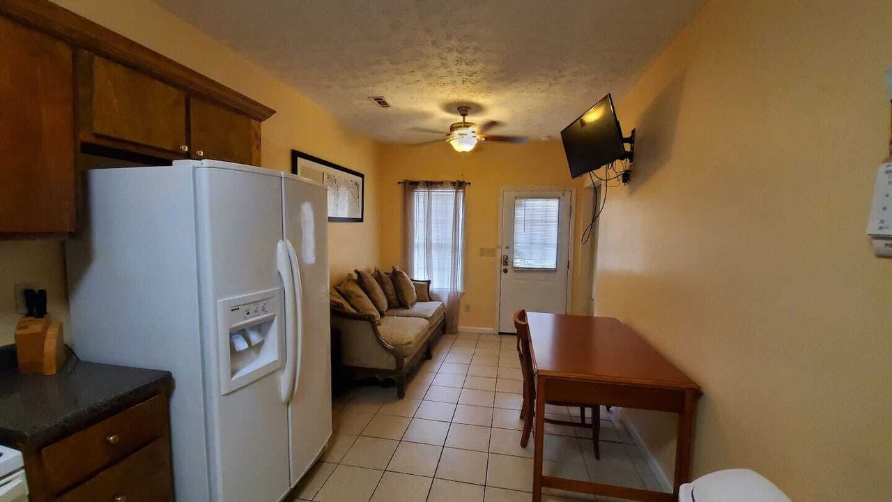 Photo of Livingroom in Cedar Grove