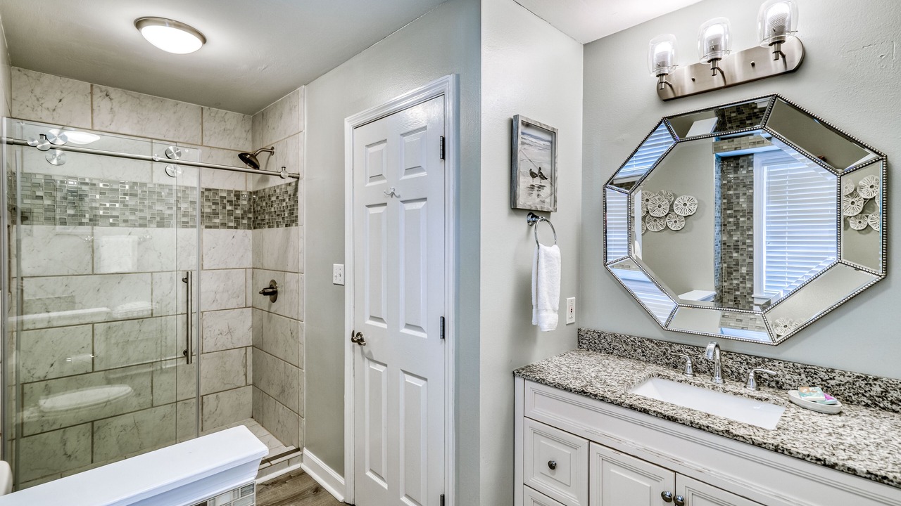 Photo of Others in Clipper Cove