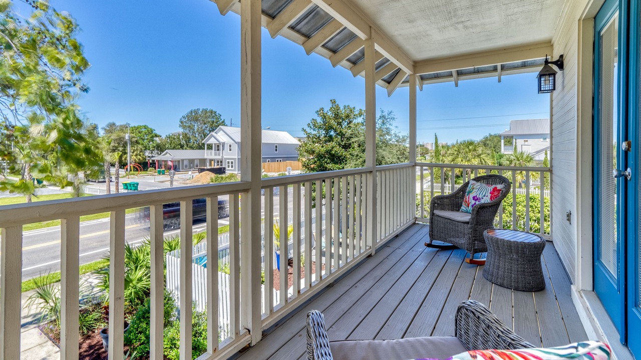 Photo of Patio Balcony in Clipper Cove