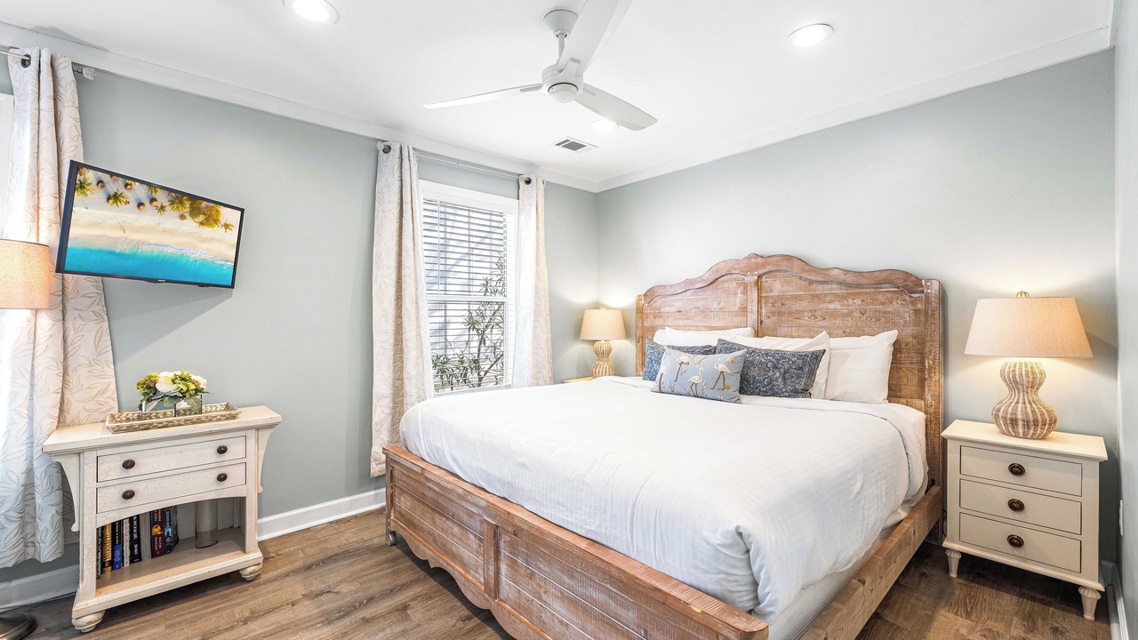 Photo of Bedroom in Clipper Cove