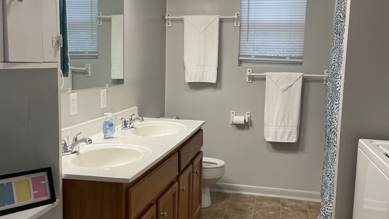 Photo of Bathroom in Pendleton