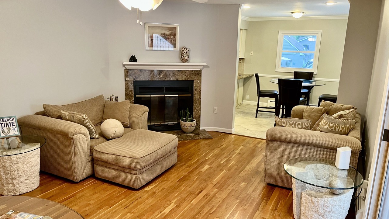 Photo of Bedroom in Brick
