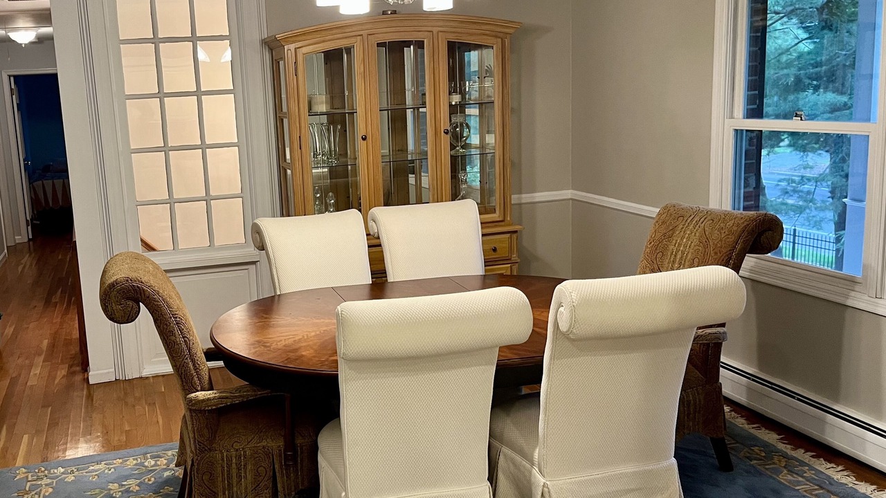 Photo of Livingroom in Brick