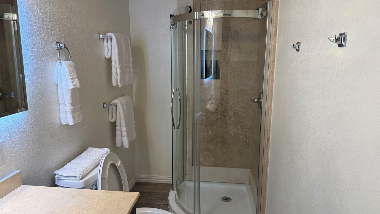 Photo of Bathroom in Marathon