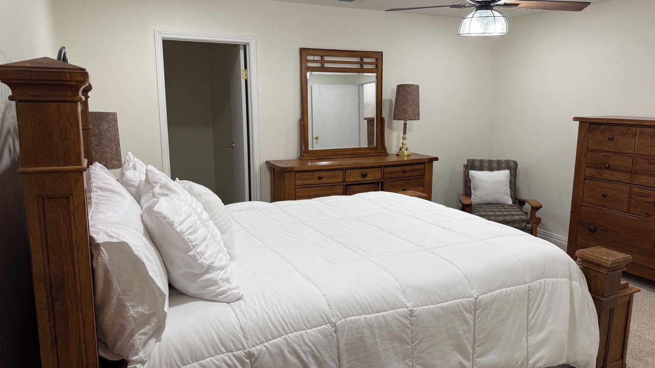 Photo of Bedroom in Marathon
