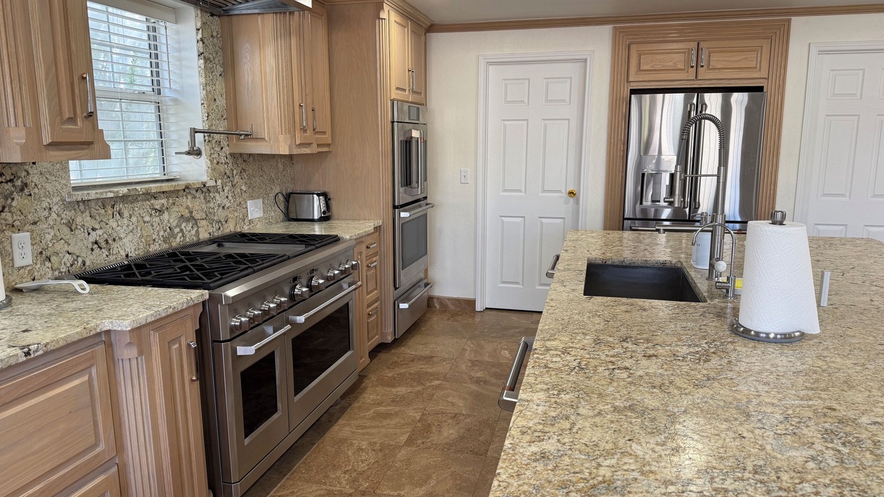 Photo of Kitchen in Marathon