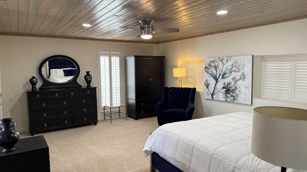 Photo of Bedroom in Marathon