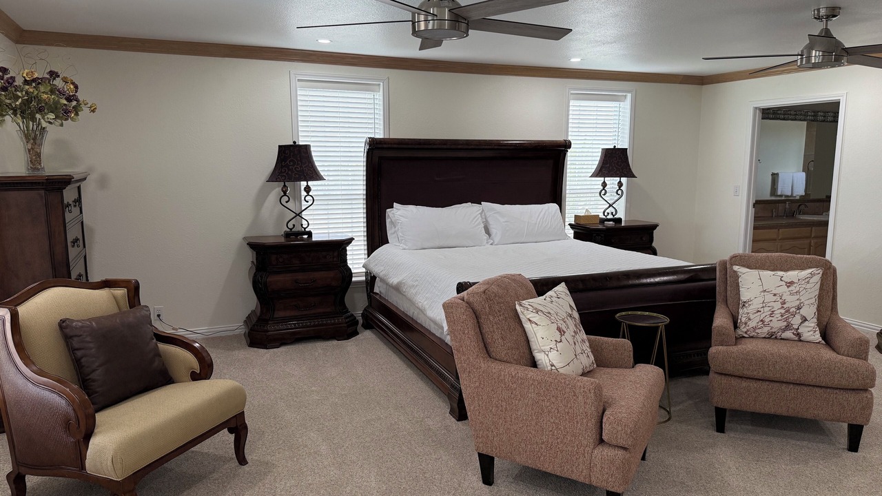 Photo of Bedroom in Marathon