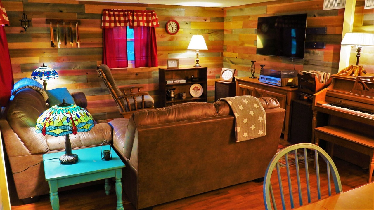 Photo of Bedroom in Wasco