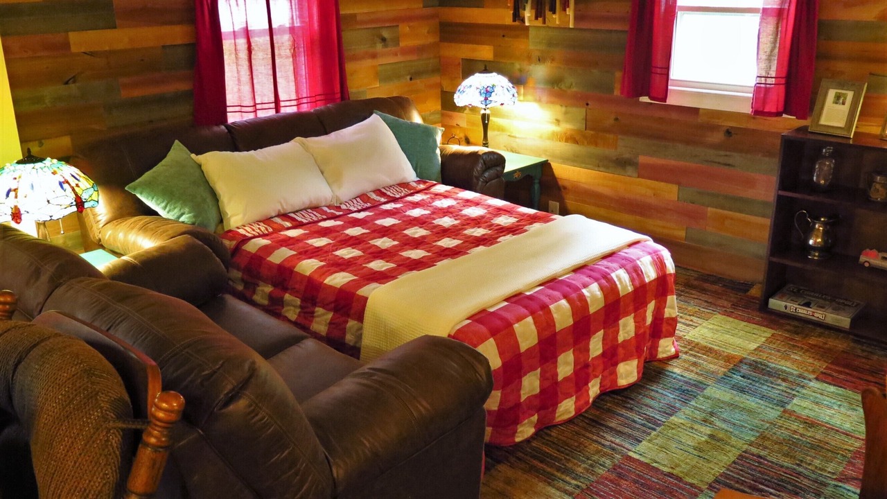 Photo of Bedroom in Wasco