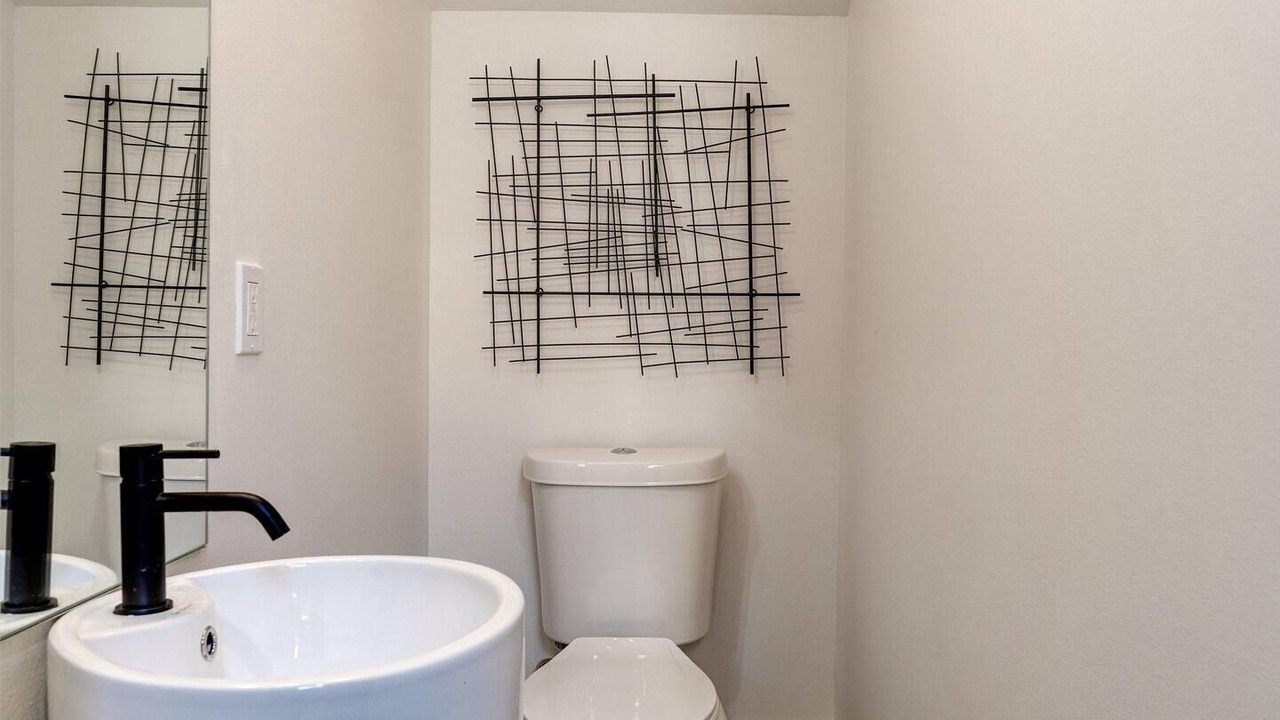 Photo of Bathroom in Tulane - Gravier