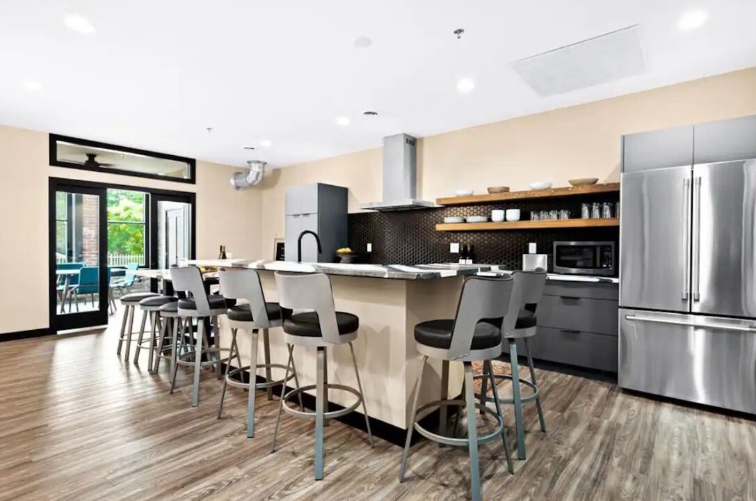 Photo of Kitchen in Downtown - Waterfront