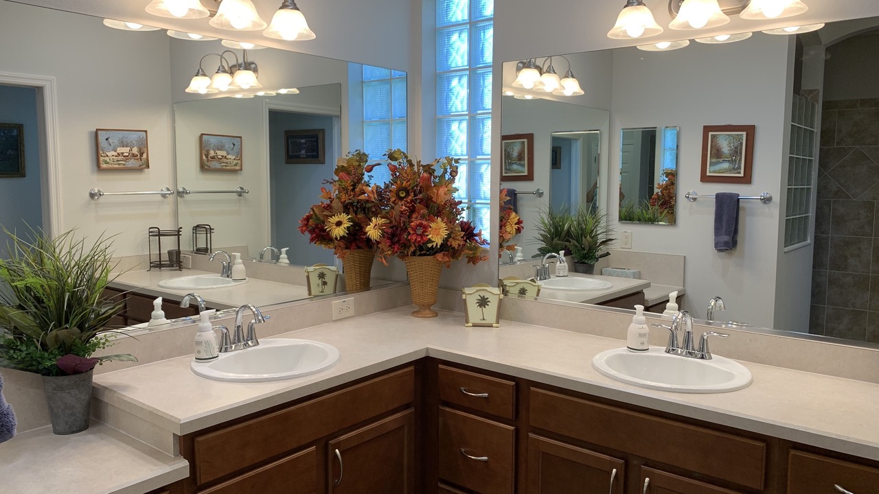 Photo of Bathroom in Duval