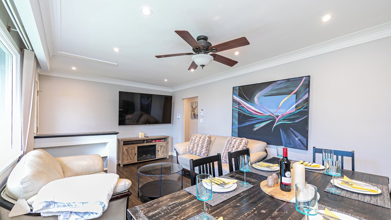 Photo of Livingroom in Ramara