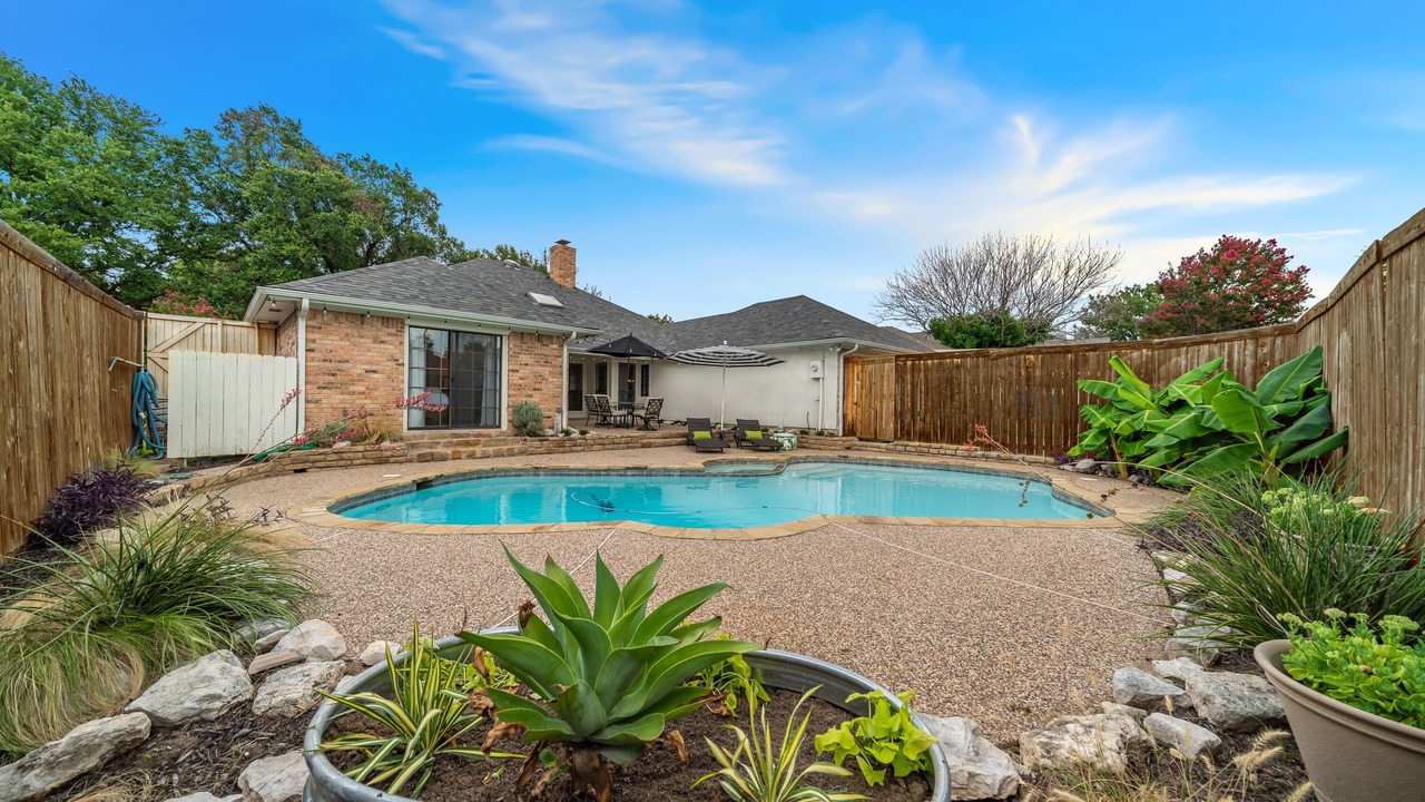 Photo of Outdoor in Northeast Carrollton
