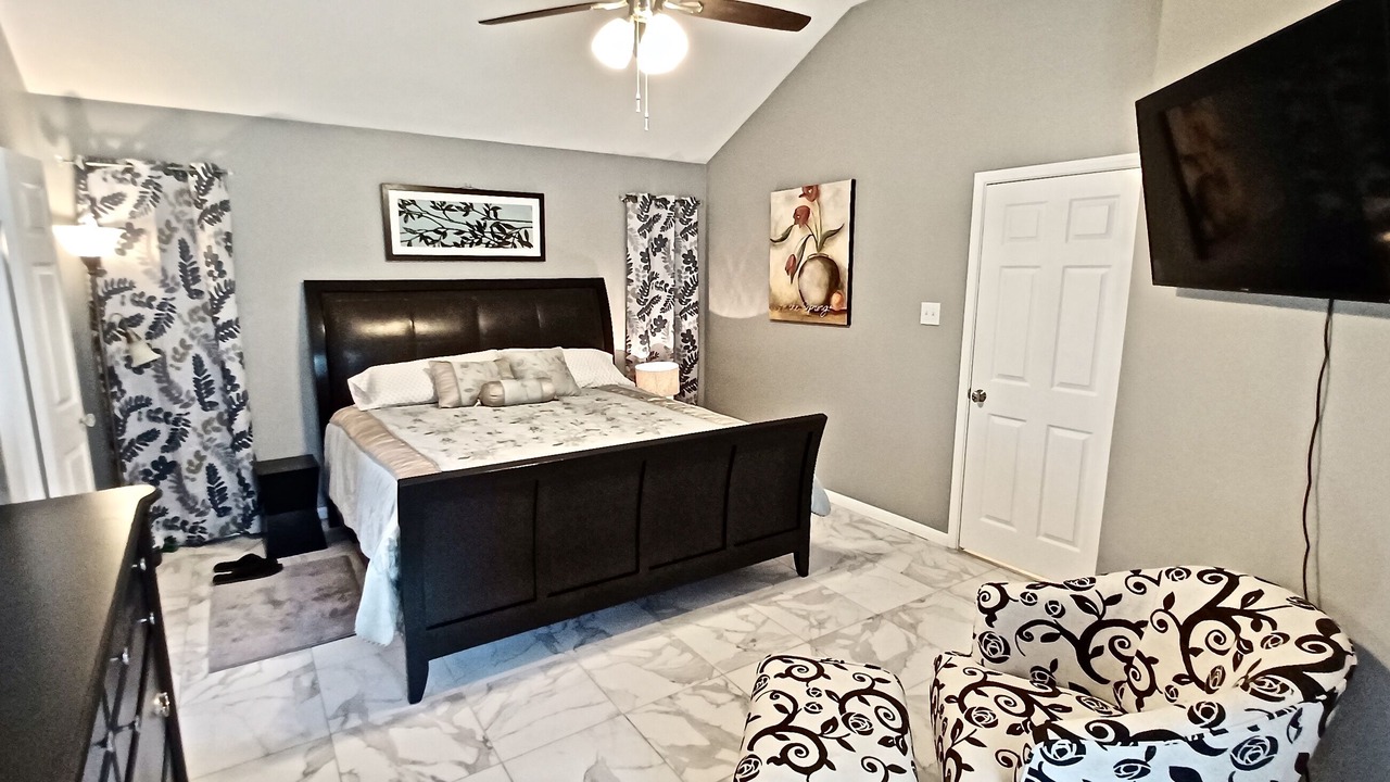 Photo of Bedroom in Block House Creek
