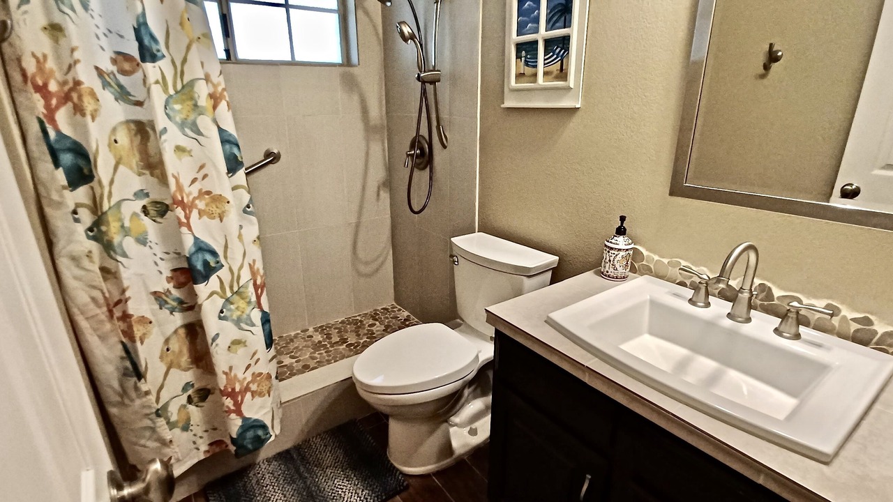 Photo of Bathroom in Block House Creek