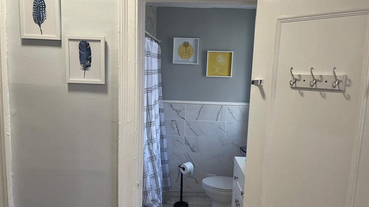 Photo of Bathroom in Albany