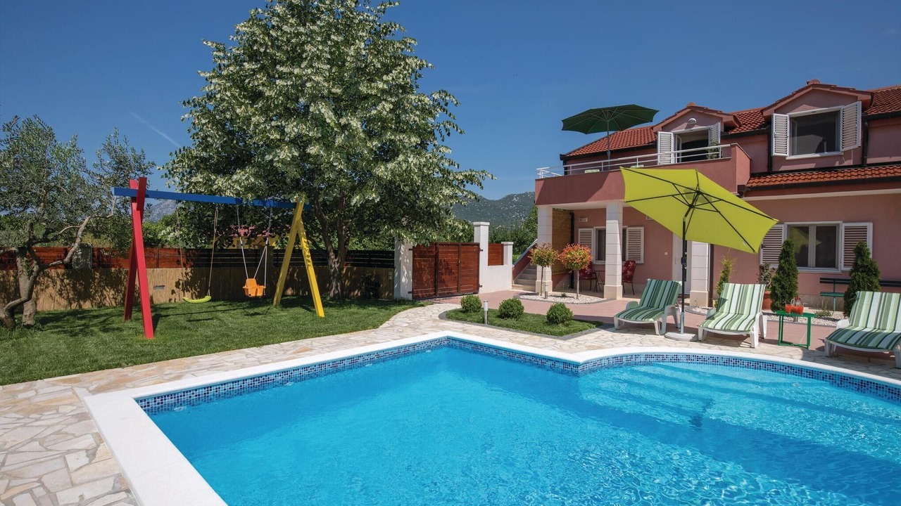 Photo of Outdoor in Ploce