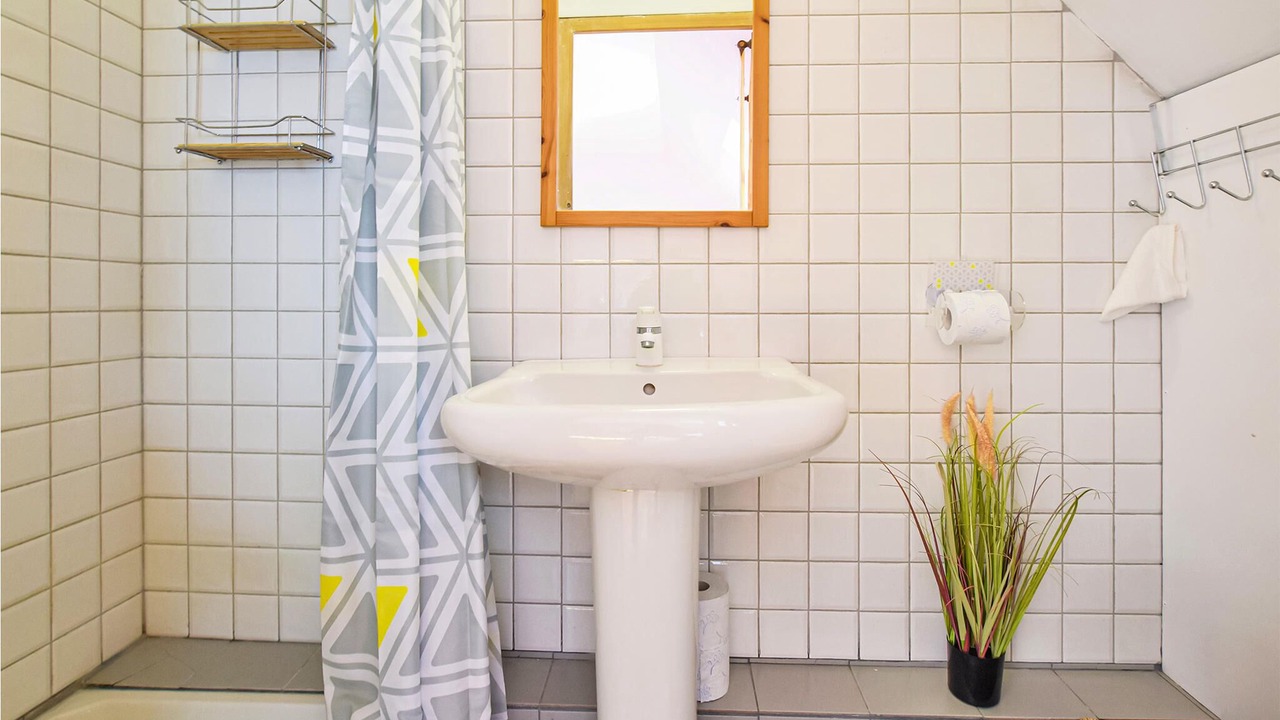 Photo of Bathroom in Le Mesnil-Esnard