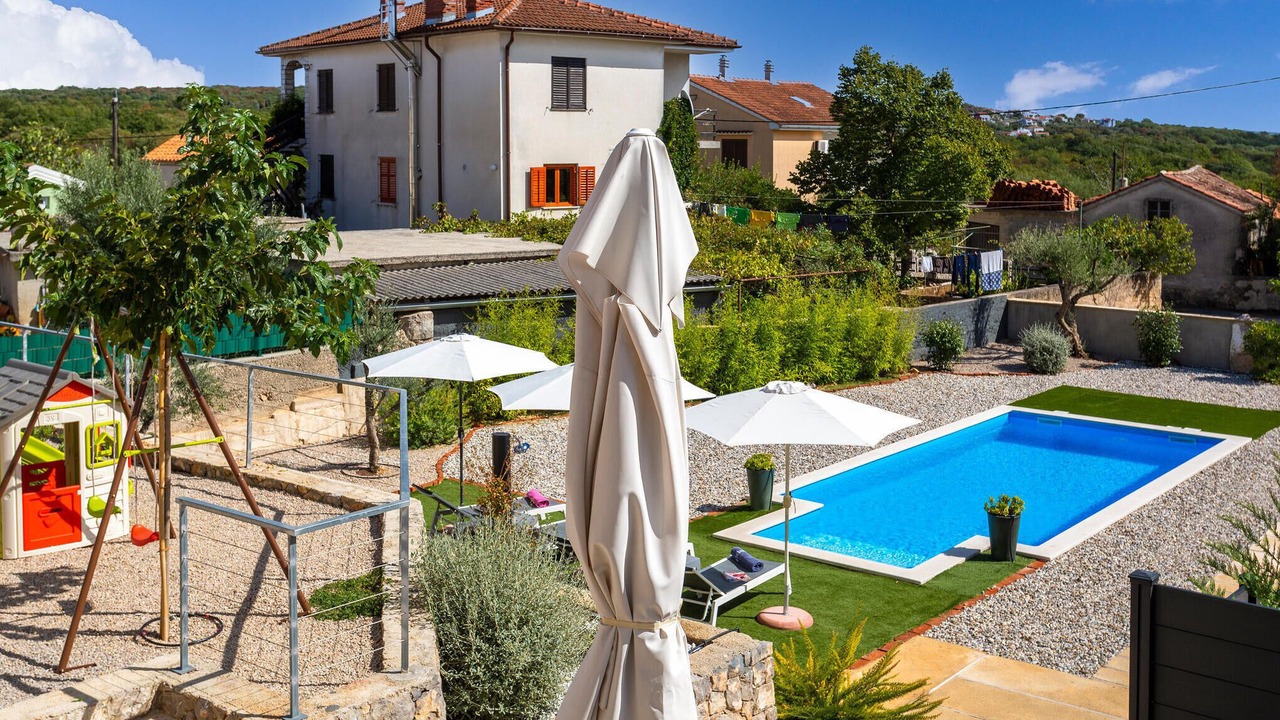Photo of Outdoor in Brzac