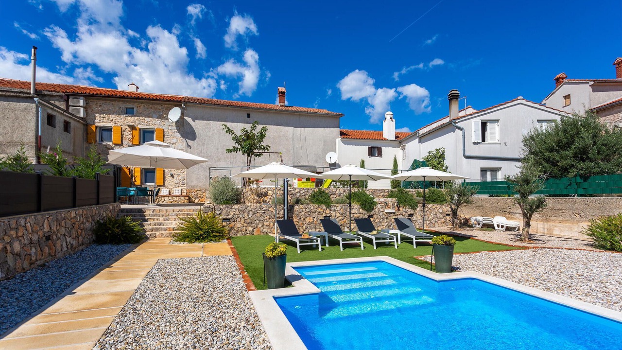 Photo of Outdoor in Brzac