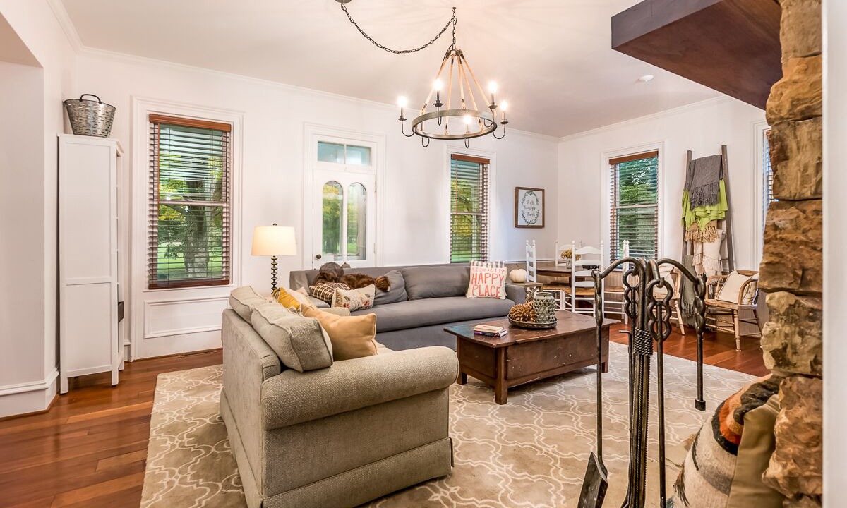 Photo of Livingroom in Fennville