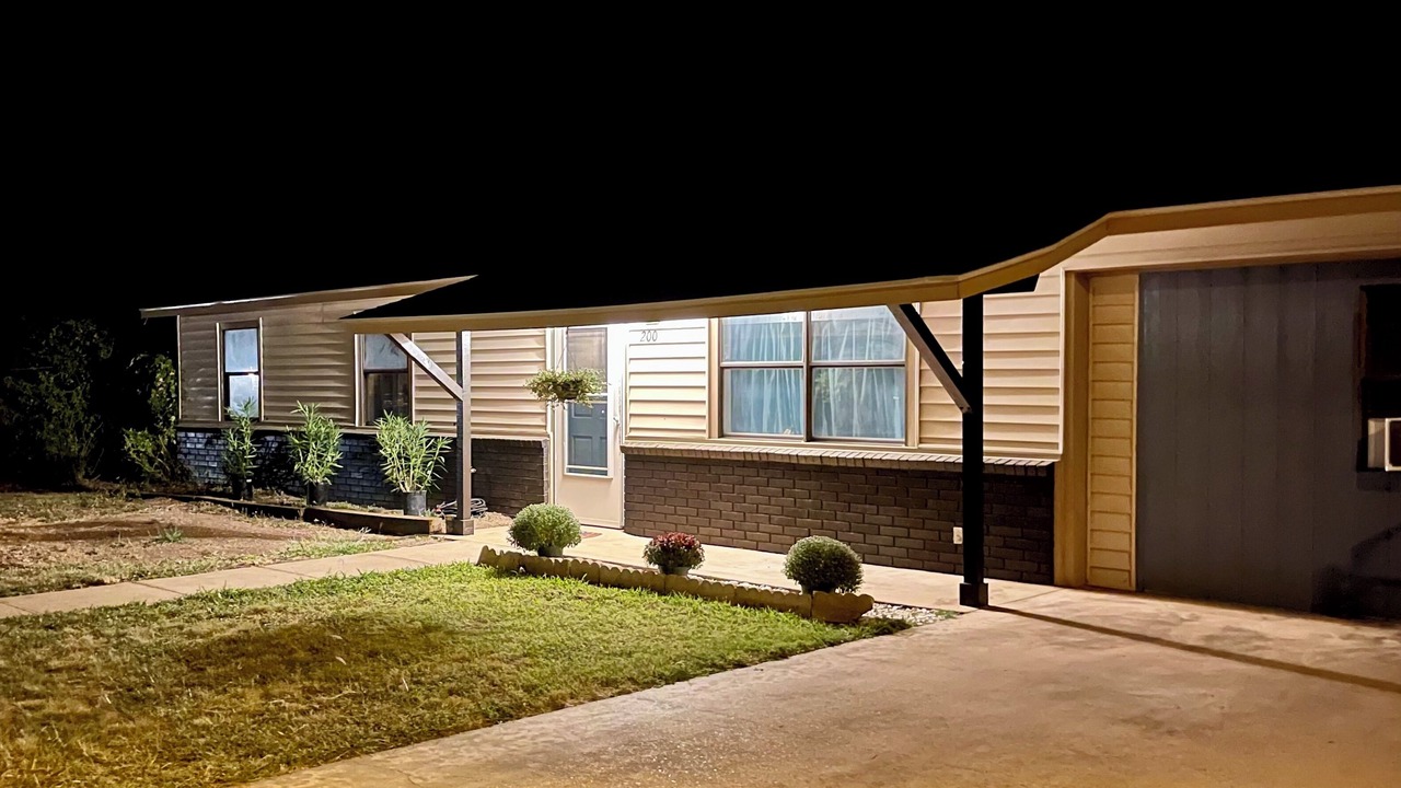 Photo of Outdoor in Brady