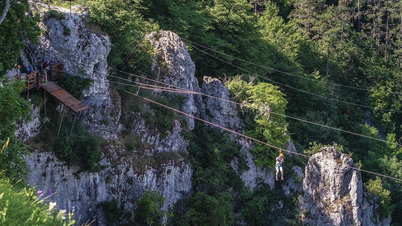 Photo of Others in Modrusani