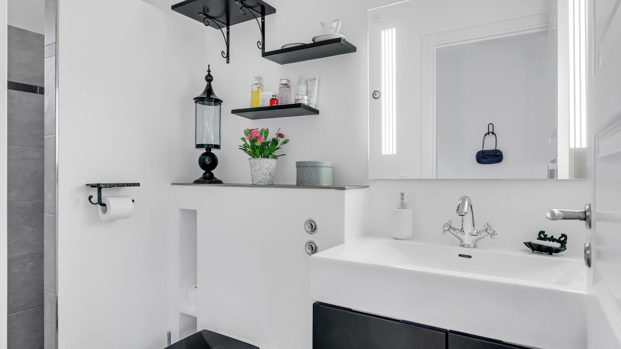 Photo of Bathroom in Skibby
