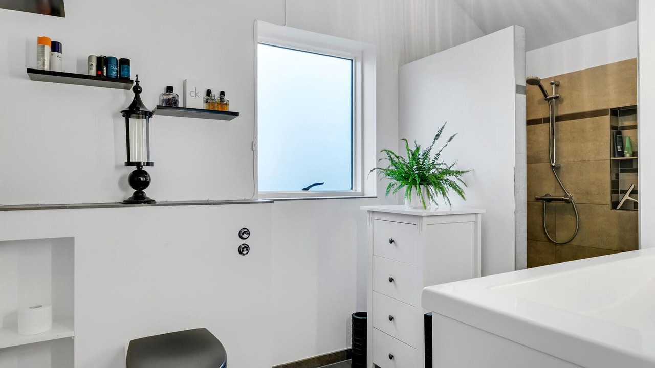 Photo of Bathroom in Skibby
