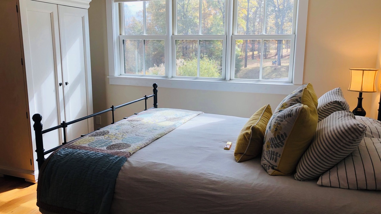 Photo of Bedroom in Batesville