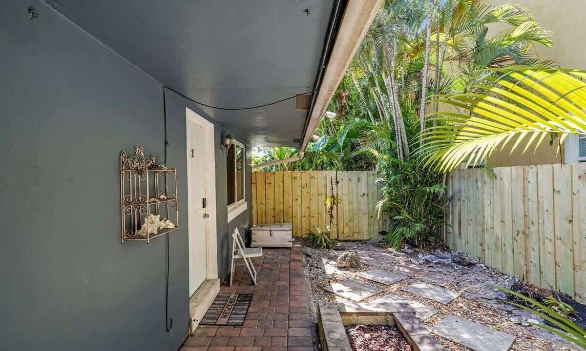 Photo of Patio Balcony in River Oaks