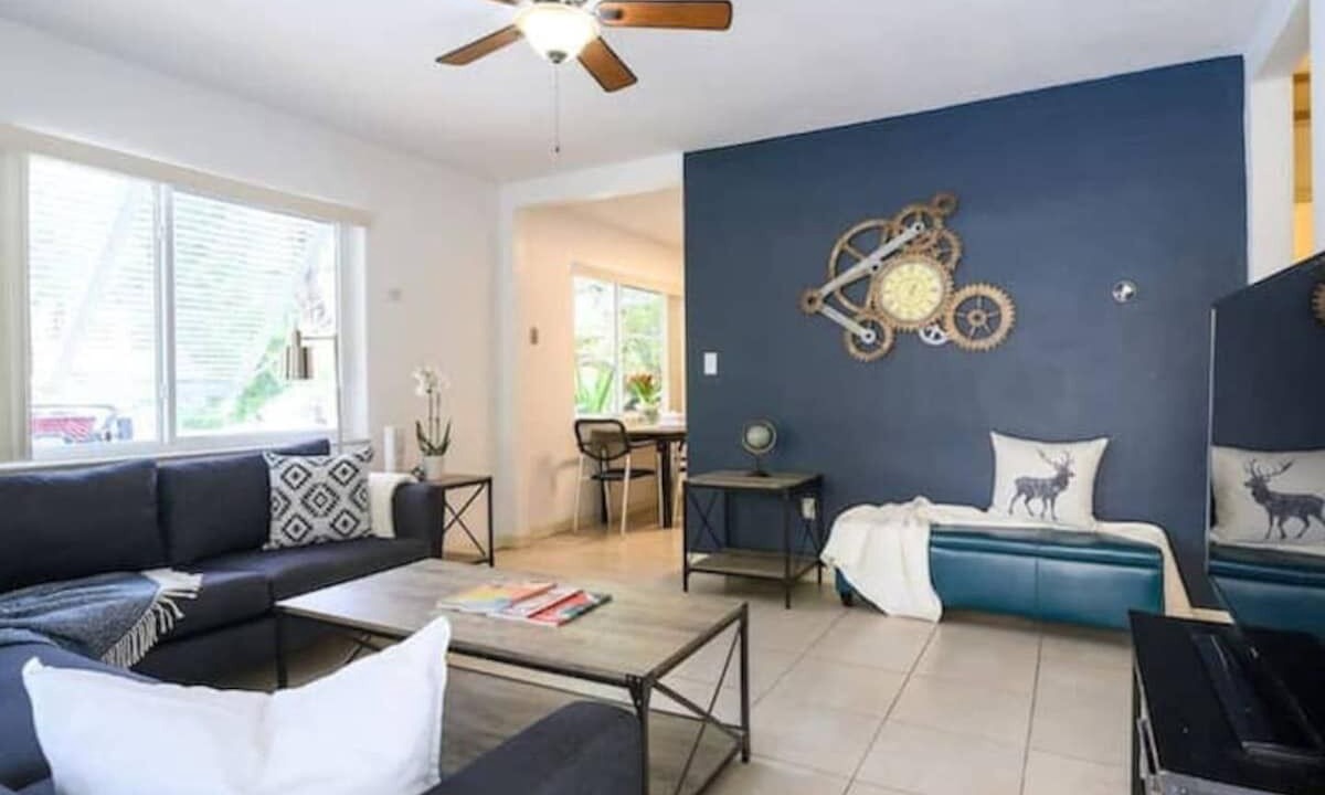 Photo of Bedroom in River Oaks