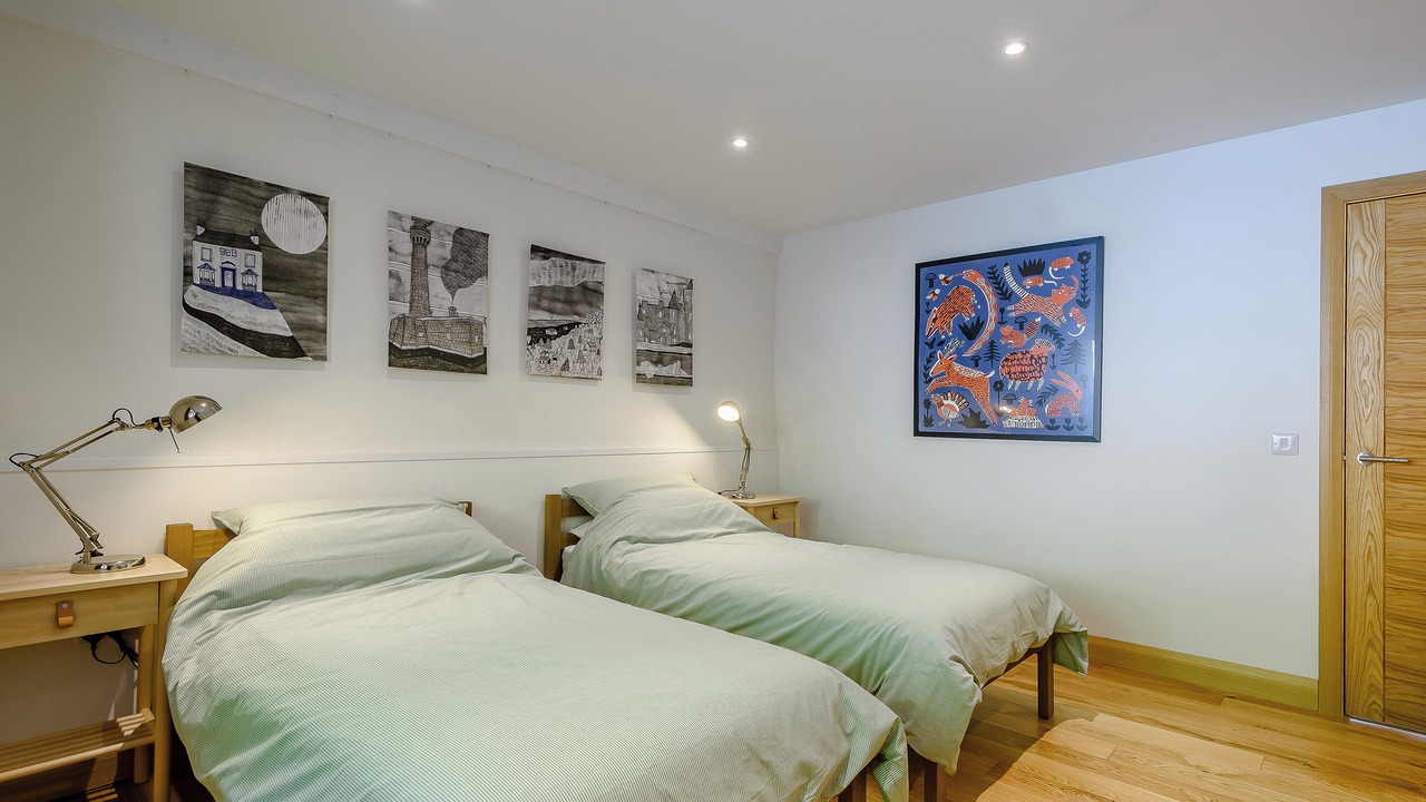 Photo of Others in Salen