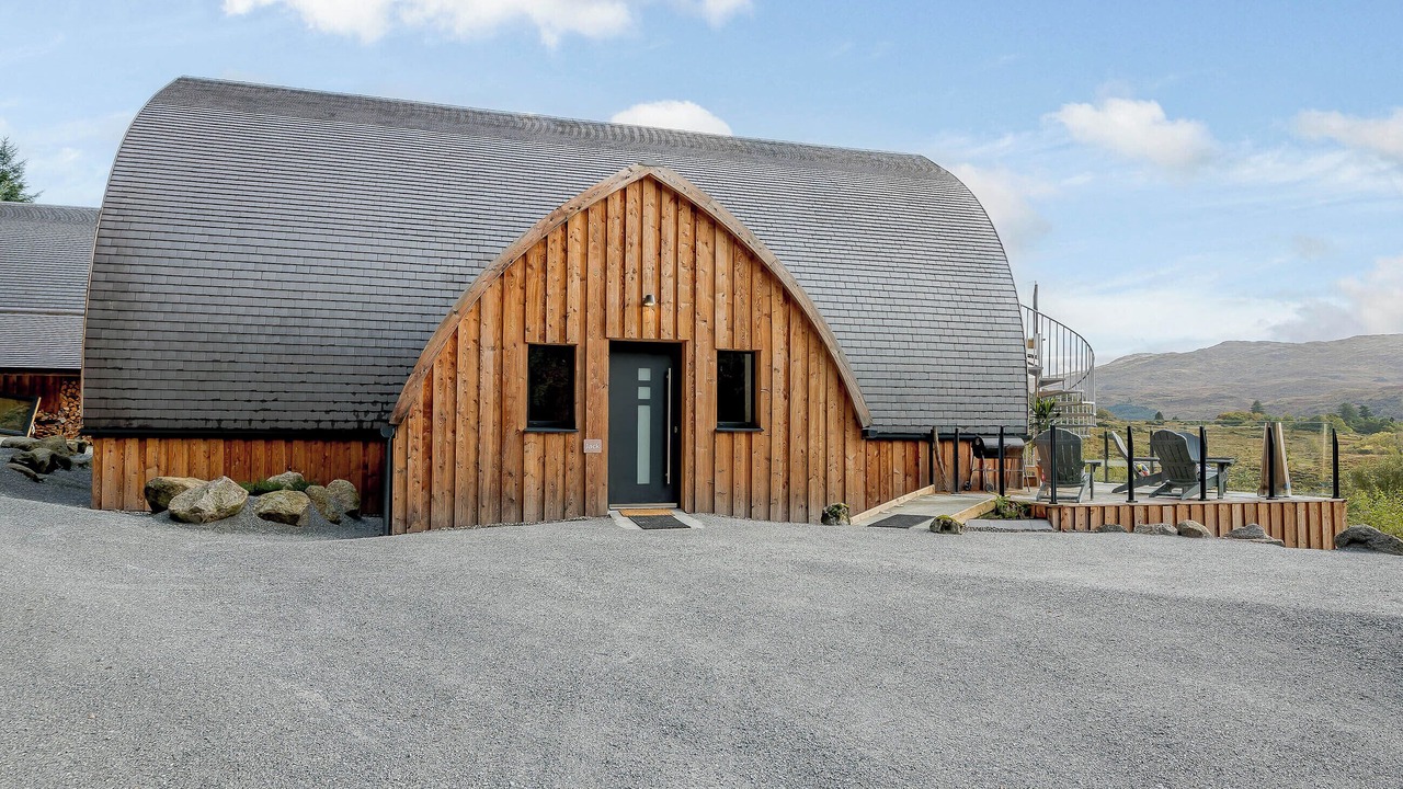 Photo of Outdoor in Salen