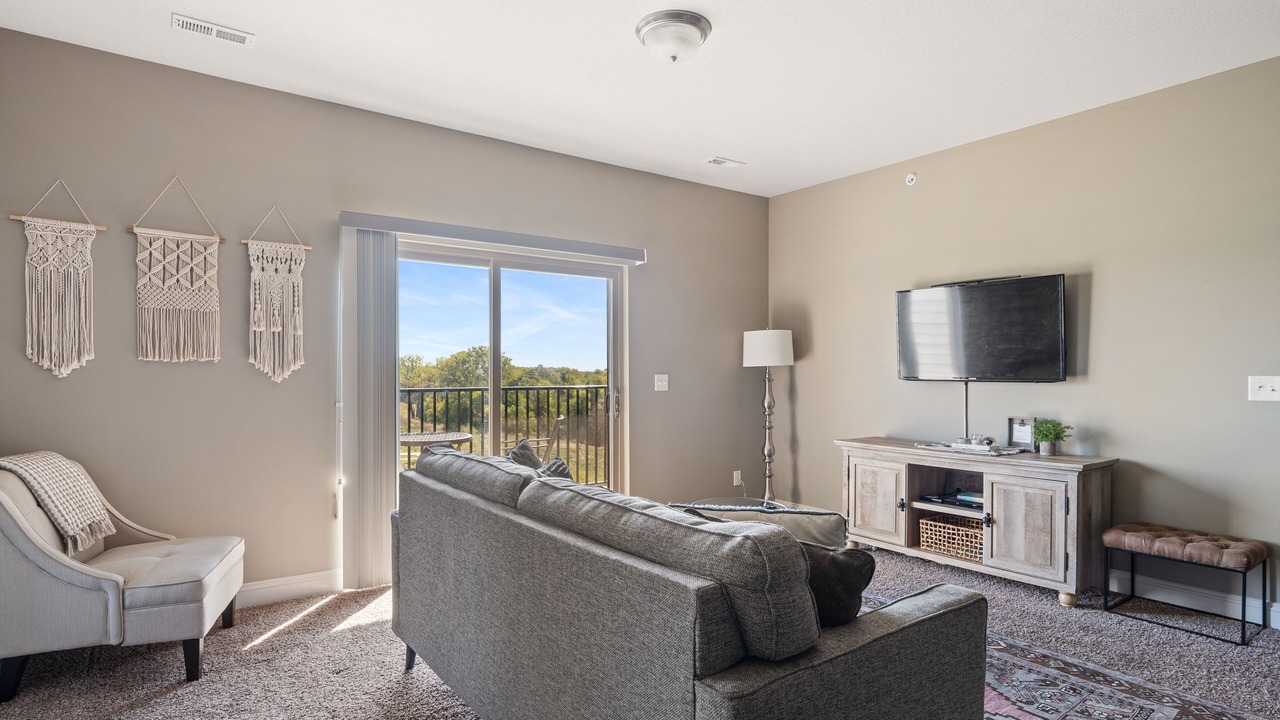 Photo of Livingroom in West Des Moines